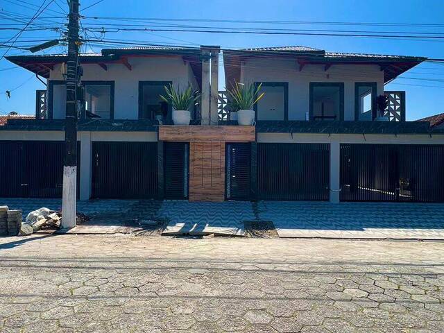 #3318 - Casa para Venda em Praia Grande - SP